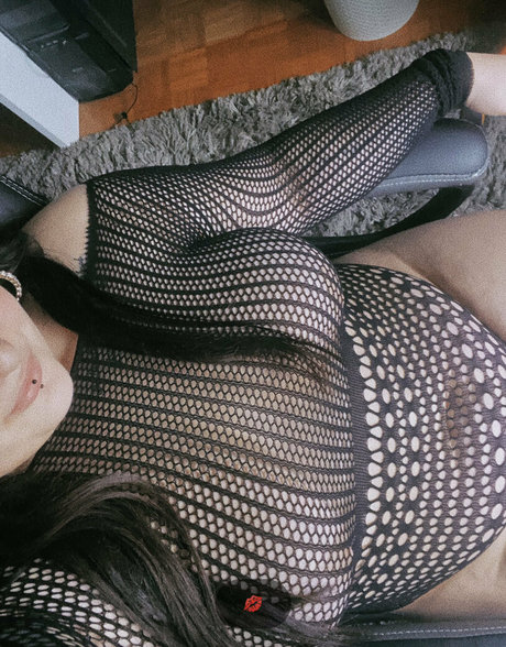 wild kitty9 hd actress pictures