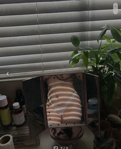 Valentine Thao pornographic model pics