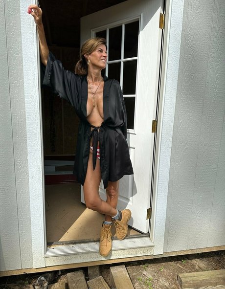 sexy milf onlyfans free porn photo