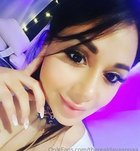 therealdayaannaa star art img