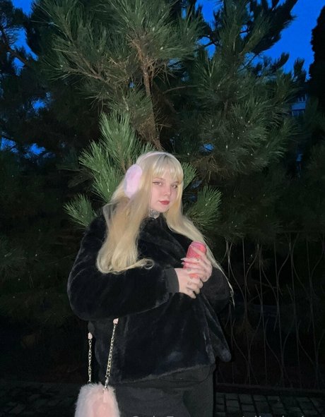 aliyahalya naked pornstar image