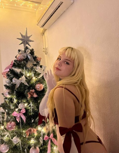 aliyahalya exclusive model image