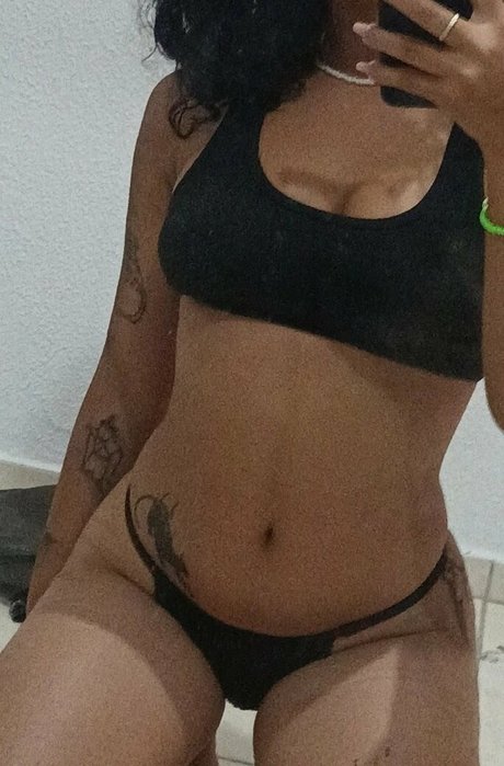 Xtinky sexy pornstar galleries