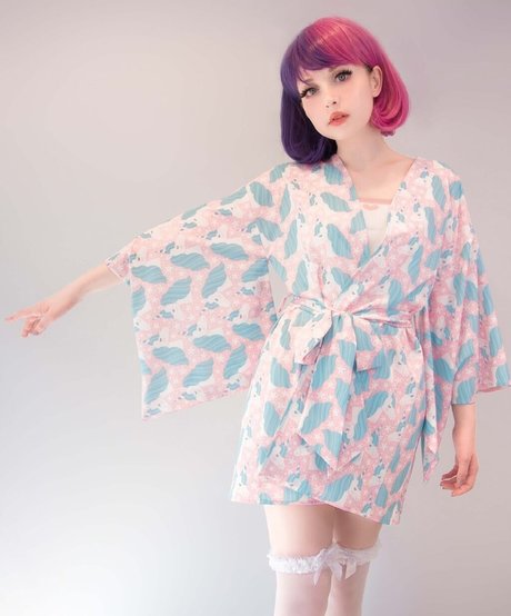 Anzujaamu xxx actress gallery