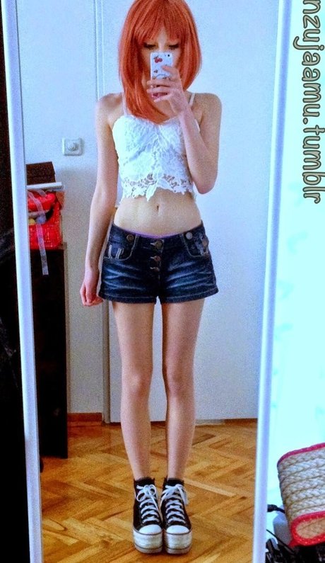 Anzujaamu high quality model photo