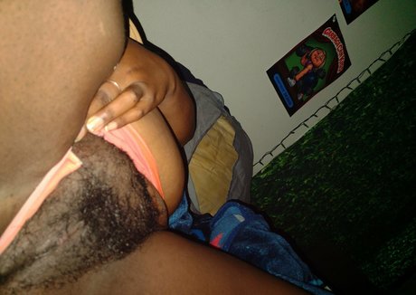 daphnelefemme model top pic