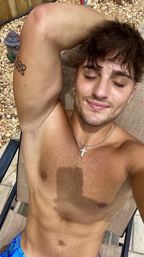 hairy teen pussy onlyfans nude pictures