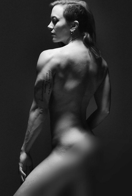 outdoor nude onlyfans art porn images