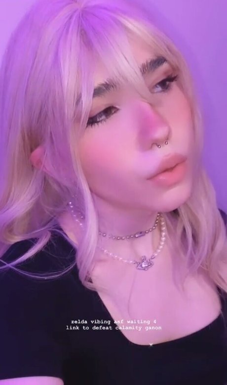 Arielle Maxine xxx pornstar archive