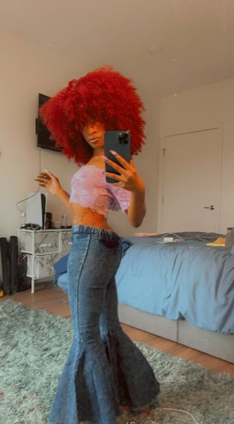 freeministalli adult star pic