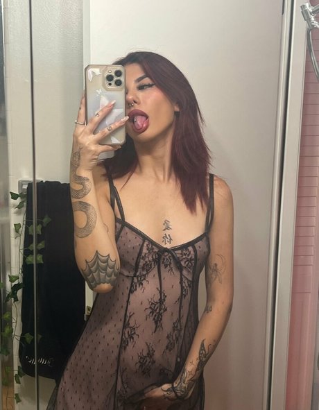 Coziebae sexy actress photos