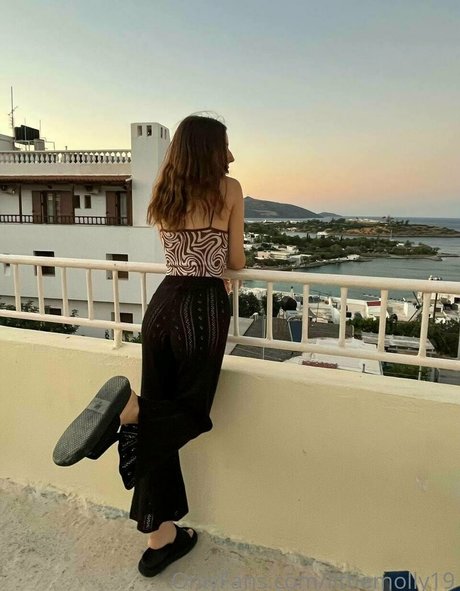 pppoisonnnivy high quality star photo