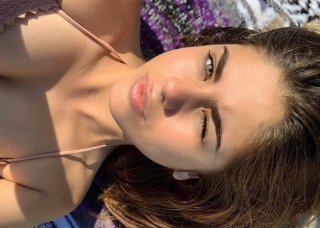 Melissa Leal nude pornstar pics