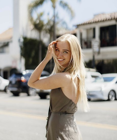 Eva Vlaardingerbroek top model images