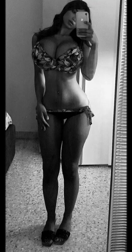 Yasmine Nigiotti hd star gallery