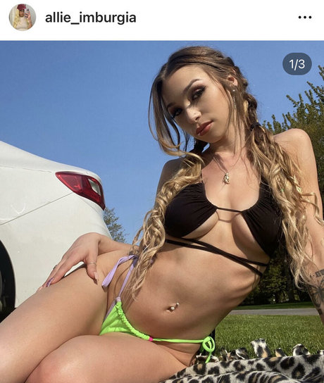 aliaremyinitials model nude pictures