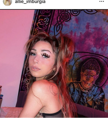 aliaremyinitials porn model gallery