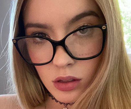 Ayesha Baby naked pornstar photos