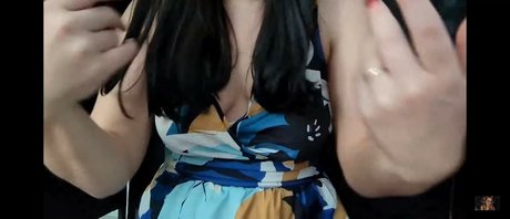 ASMR Alysaa star porn photo