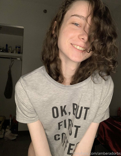 amberadorbs sex model img