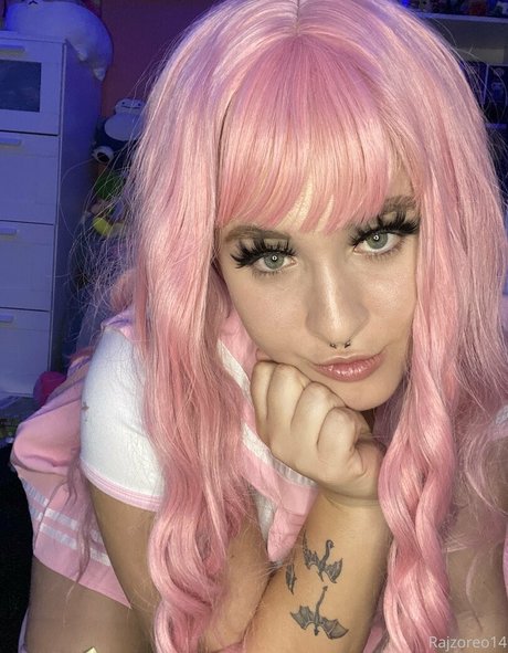 rajzoreo high quality model pictures