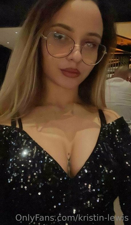 kristin lewis model best picture