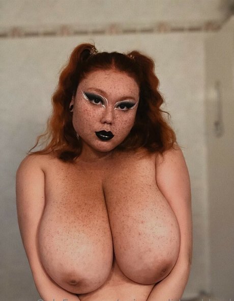 Unicornglitteryblood nudes pornstar gallery