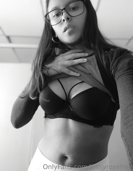 jessyrosefree star erotic pictures