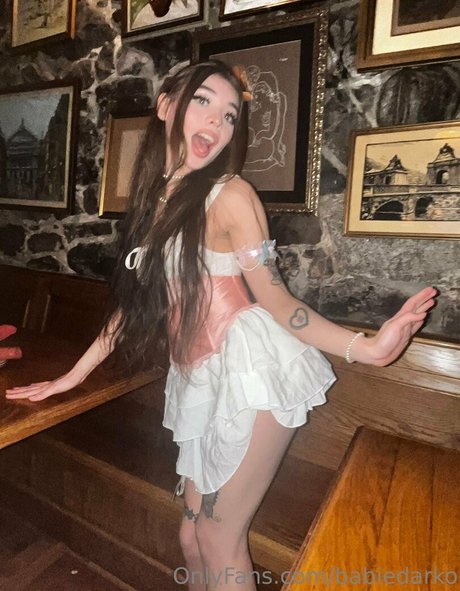 babiedarko exclusive pornstar image