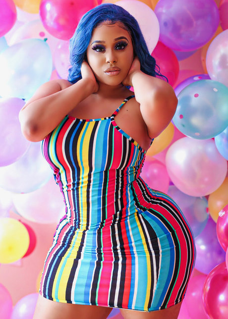 Muva Phoenix porn actress pics