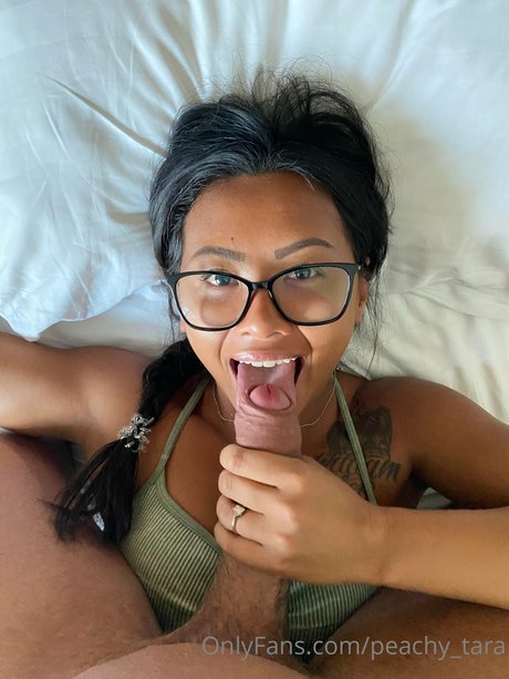 Peachytara pornstar naked images