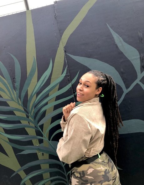 bikini blowjob onlyfans art xxx pic