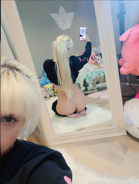 Monster Girl pornographic star img