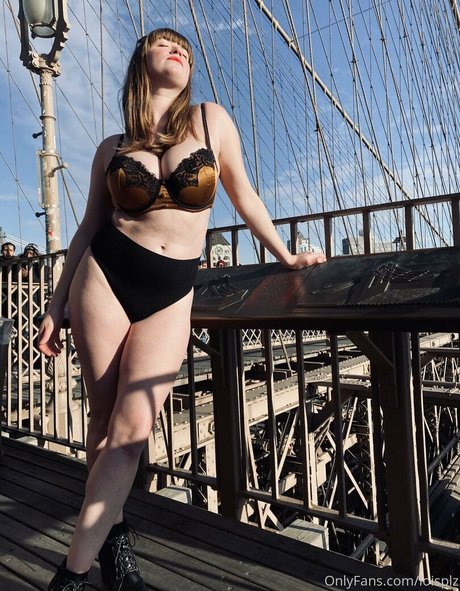 loisplz art star pictures