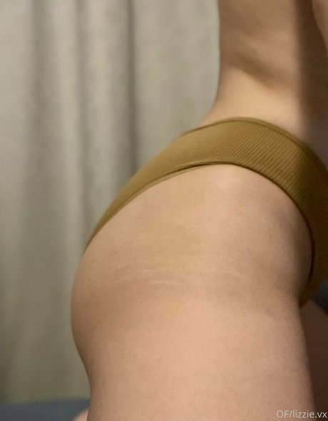 Lizzievx pornstar top images