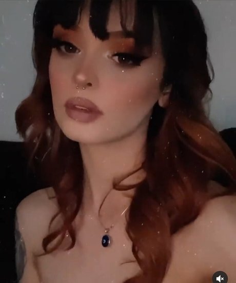 Mystichan exclusive actress gallery