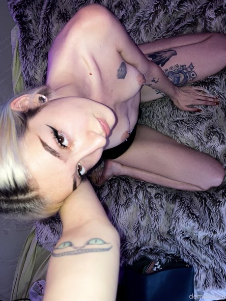 Demalaraza hot star image