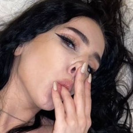 SadAndWet sexy model galleries