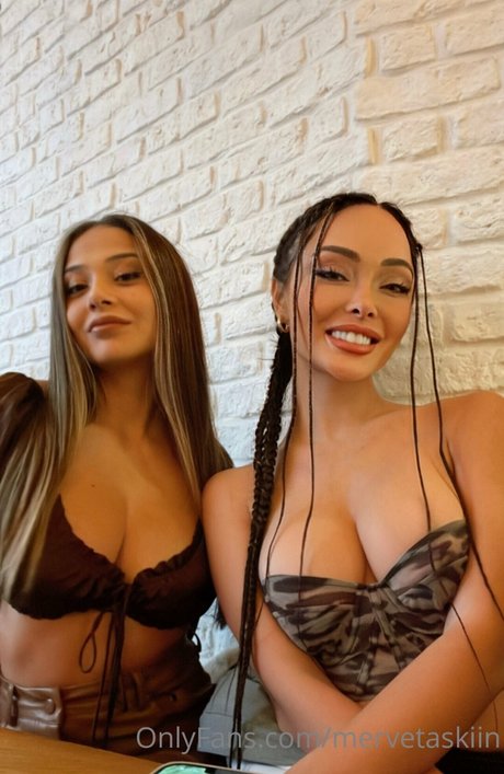 Merve Taskn model naked archive