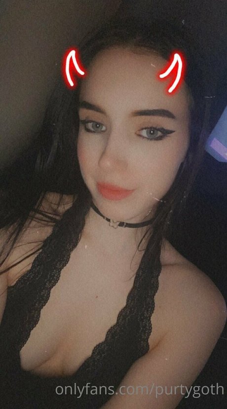Purtygoth pornographic model archive
