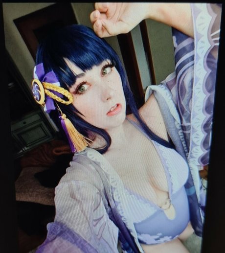 Pink Fluffy Kitchicorn nude actress pics