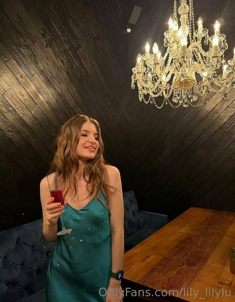 lily lilylu erotic actress pic