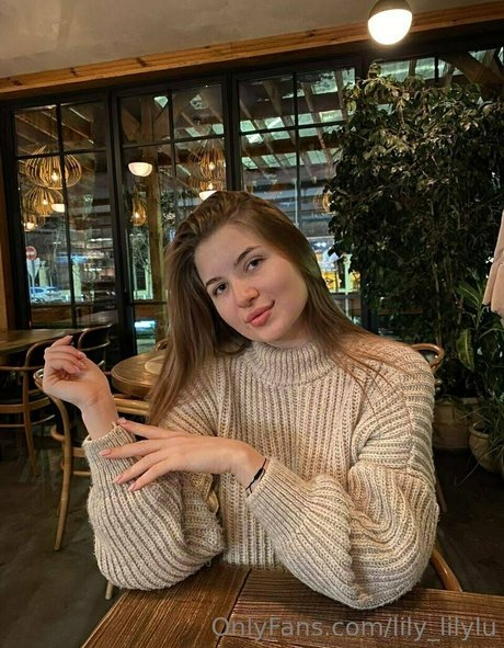 lily lilylu hot actress photos