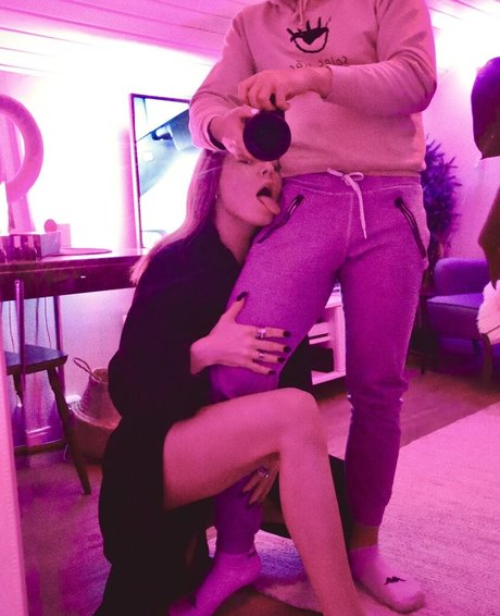 wilfjell model art pictures