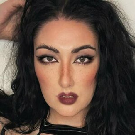 Eliza Lust pornstar sex pics