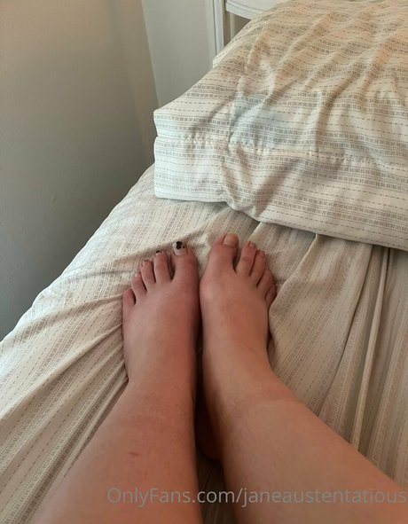 janeaustentatious model hot photo