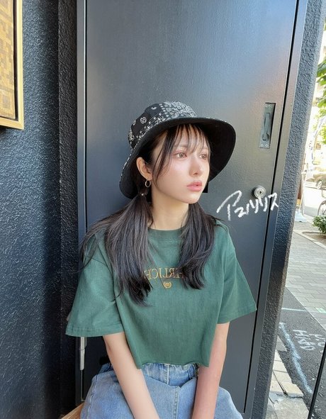 RirisuAmano model free images