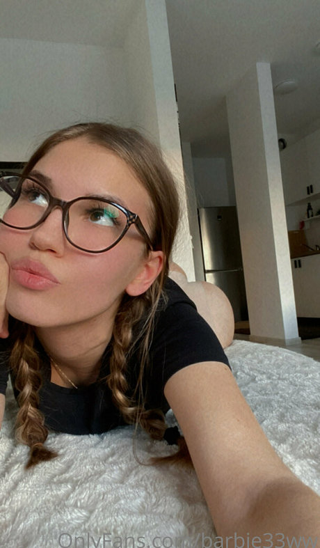 barbie33ww erotic actress pictures