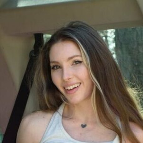 Sophie McArdi erotic actress gallery