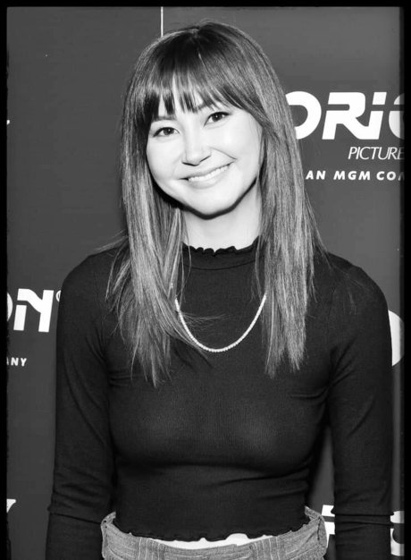 Kimiko Glenn Profile pic